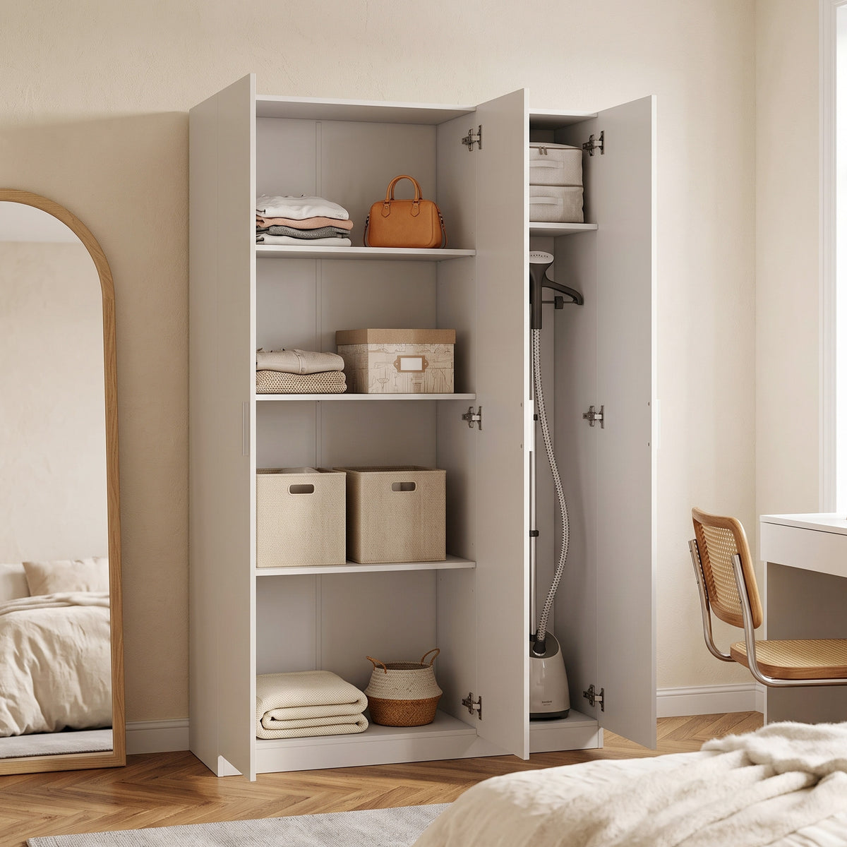 Armadio Bianco con Ripiani Regolabili e Ante Soft-Close