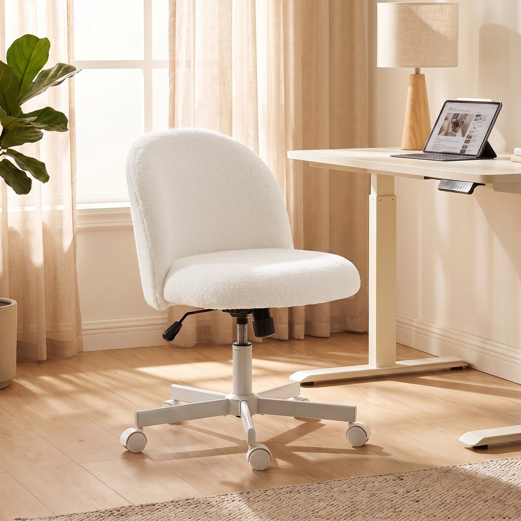 Sedia Girevole in Sherpa Crema con Altezza Regolabile