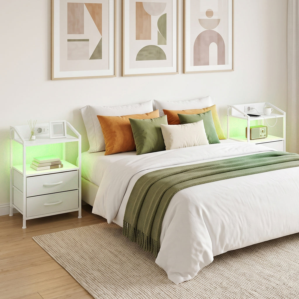 Set 2 Comodini Bianchi con Luci LED e Ricarica